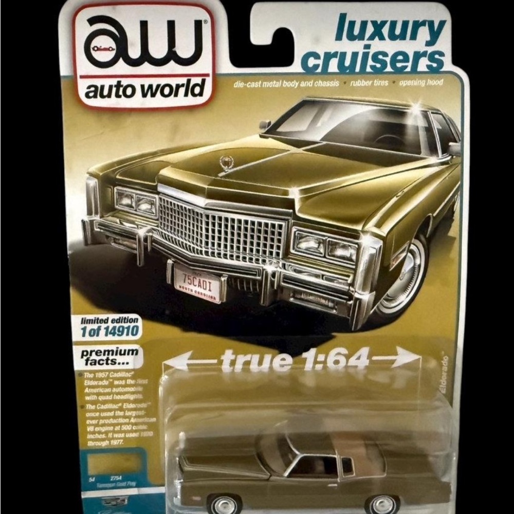 Luxury Cruisers Die-Cast Model Car - Gold - Picture 3 of 4